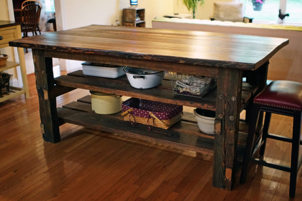 Farmhouse Table | Farm Chick Life